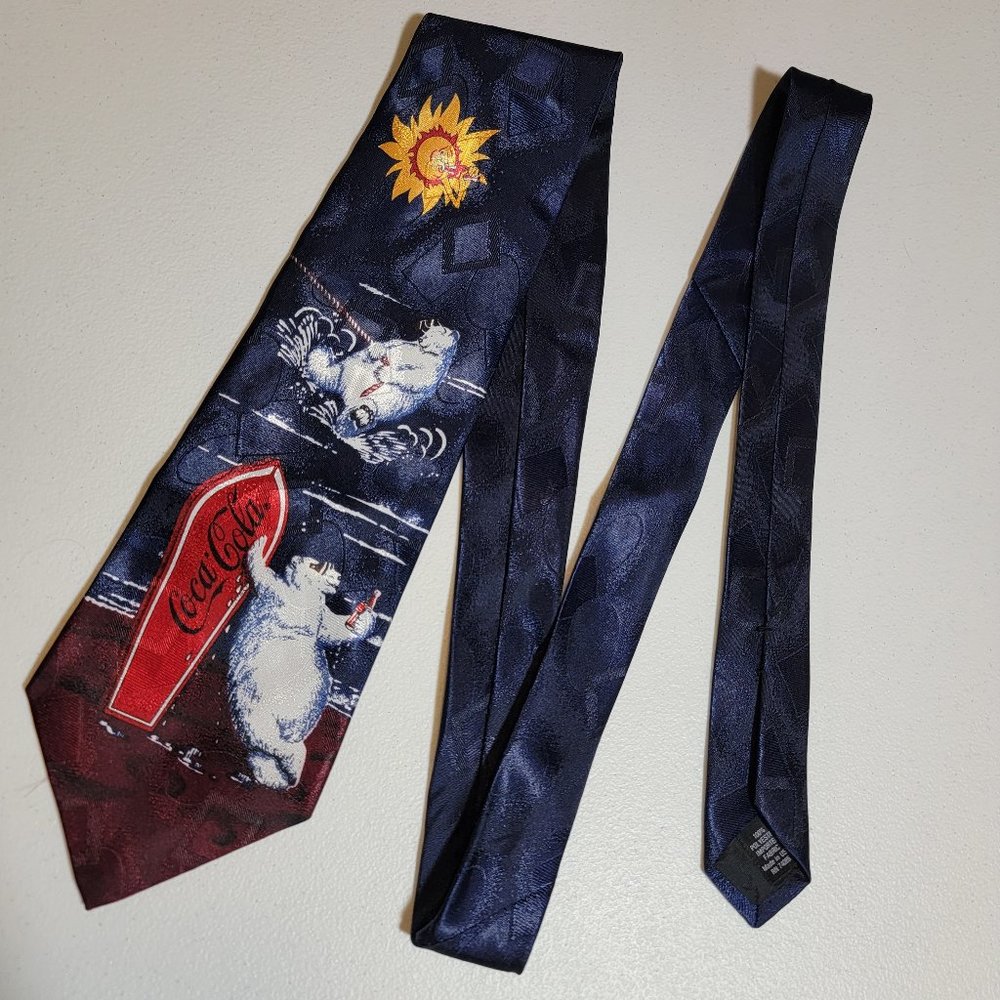 3/ $18 Vintage CocaCola Polar Bear and Sun Drinking A Coke On The Beach Neck Tie